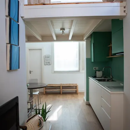 Cozy & Quiet Apartment In The Center Málaga Buitenkant foto