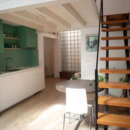 Cozy & Quiet Apartment In The Center Málaga Buitenkant foto